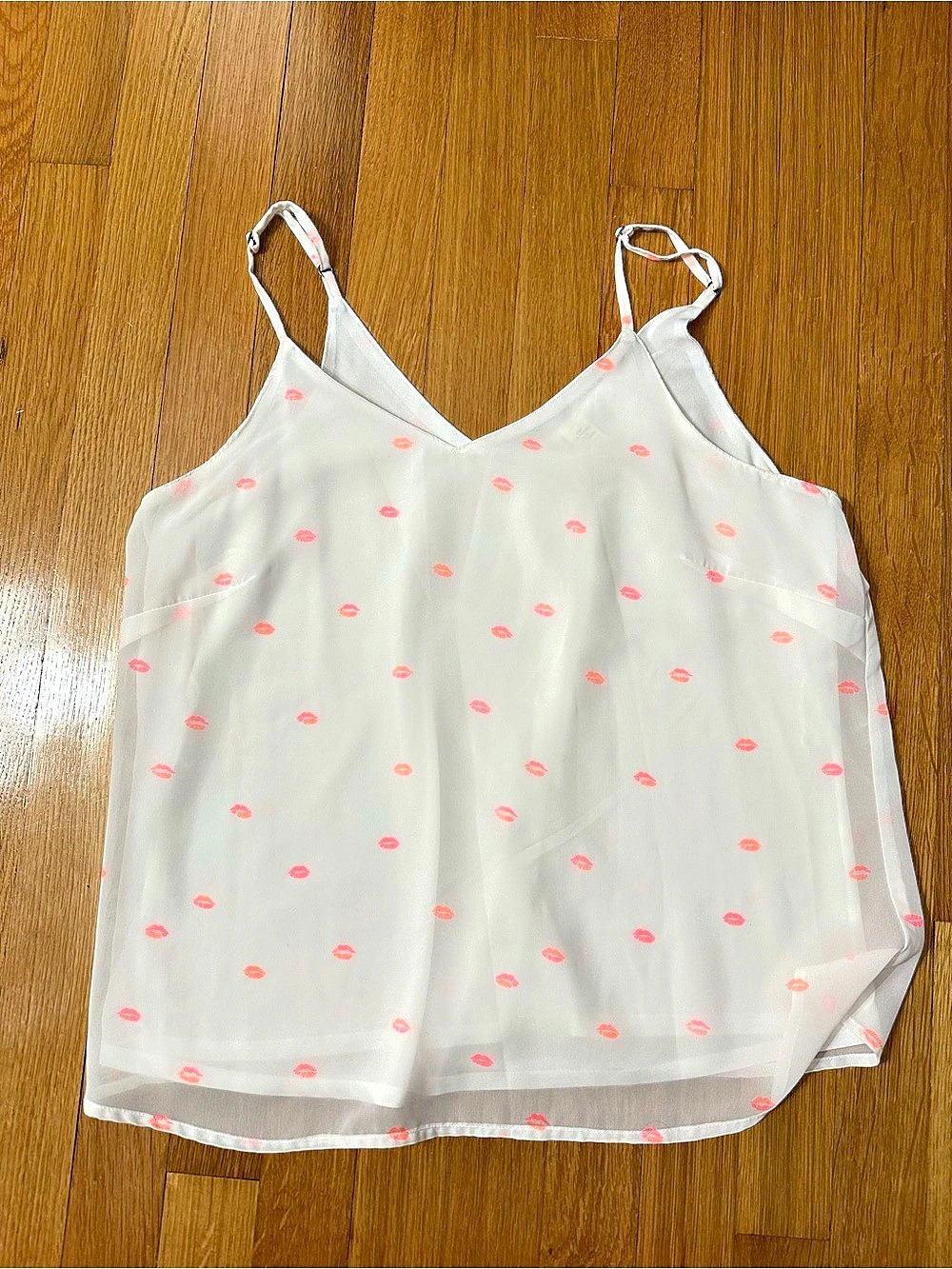 Japna Pink Lips Camisole in White Large